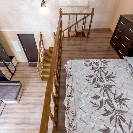Studio Apartment In Center Of Odesa エクステリア 写真
